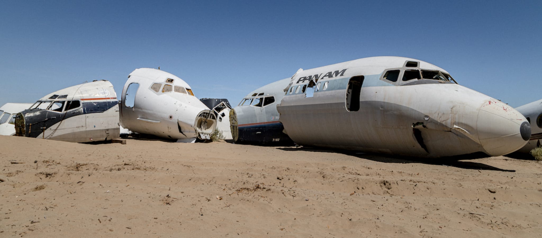 Airplane Boneyard In Tucson Arizona Perimeter Fence Airplane Boneyard In Tucson Arizona Perimeter Fence