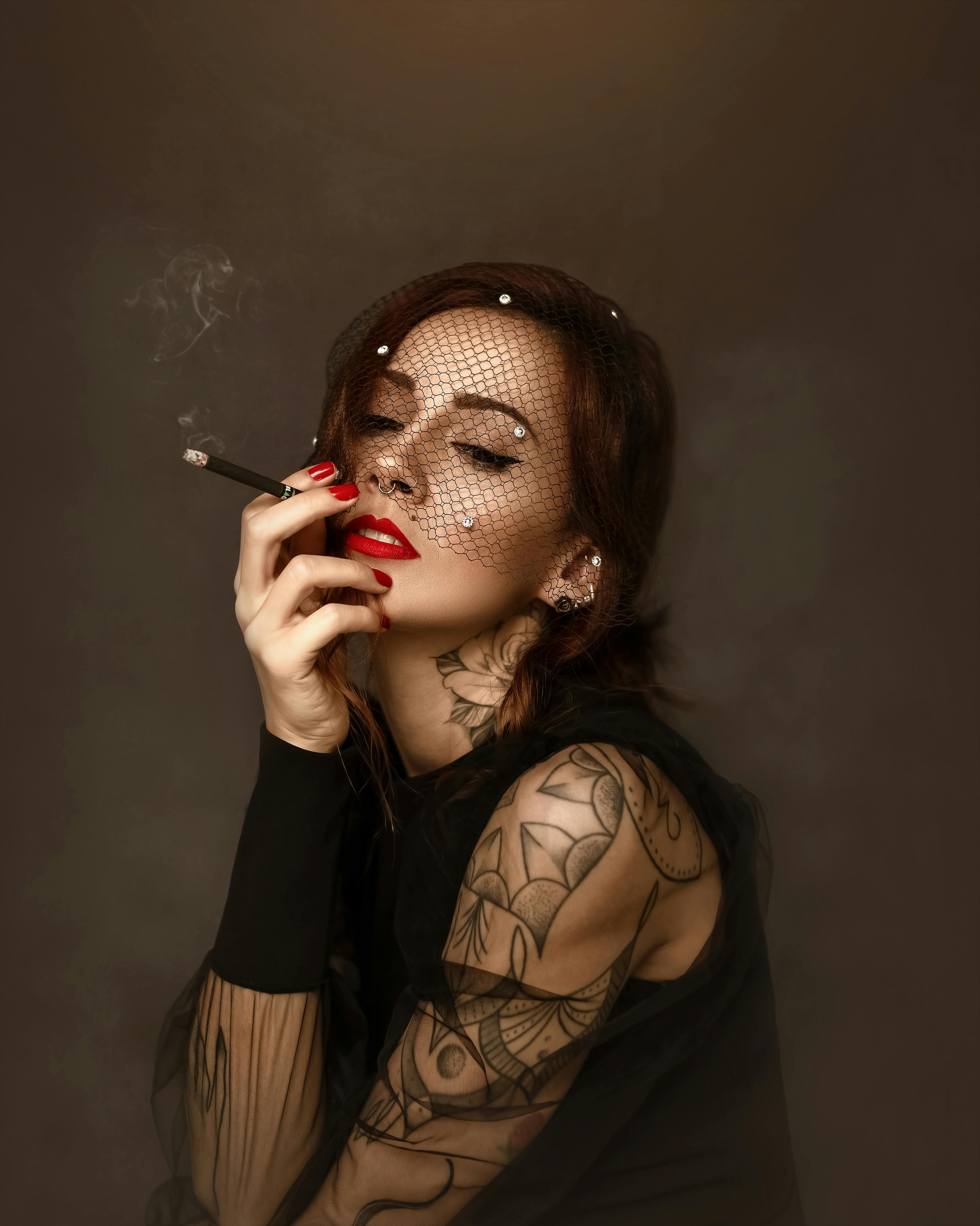 Red Tattoo Lips: Trendy, Bold, and Stunning Look