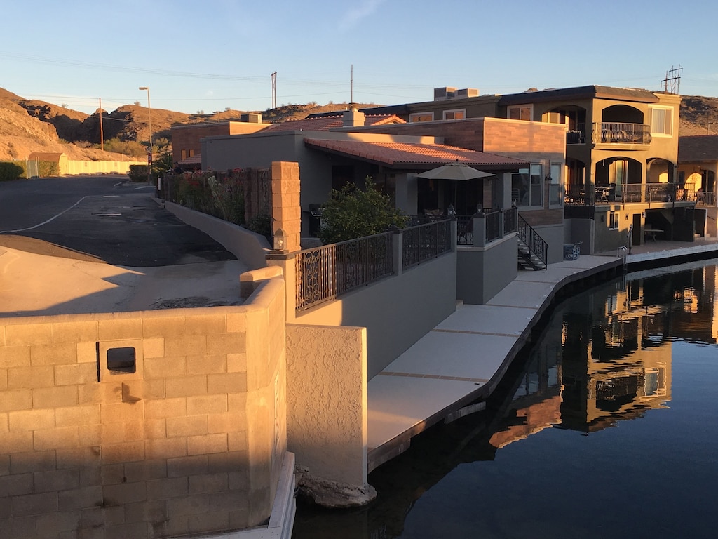 River House In The Prestigious Moovalya Keys In Parker Arizona River House In The Prestigious Moovalya Keys In Parker Arizona