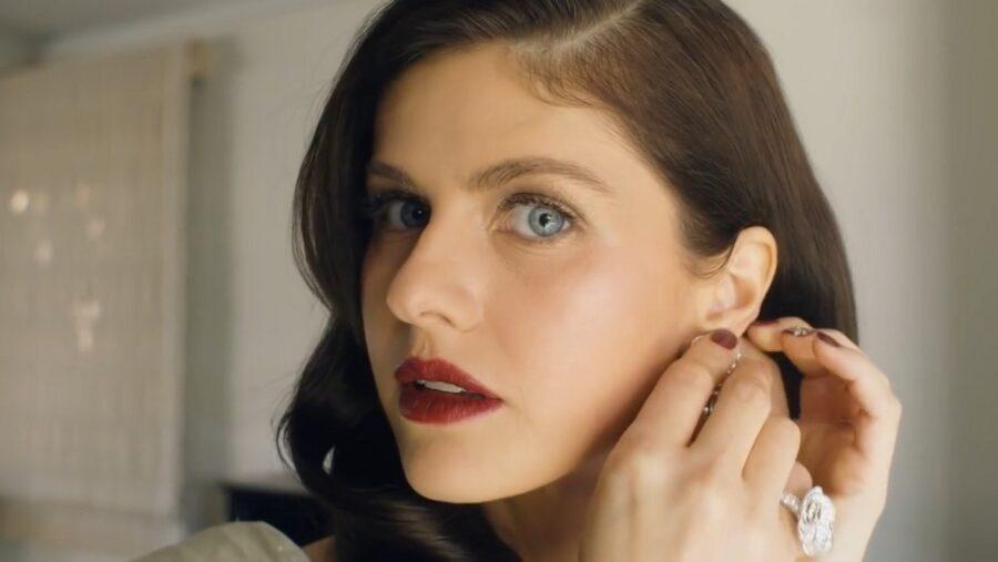 See Alexandra Daddario In A Camo Bra See Alexandra Daddario In A Camo Bra