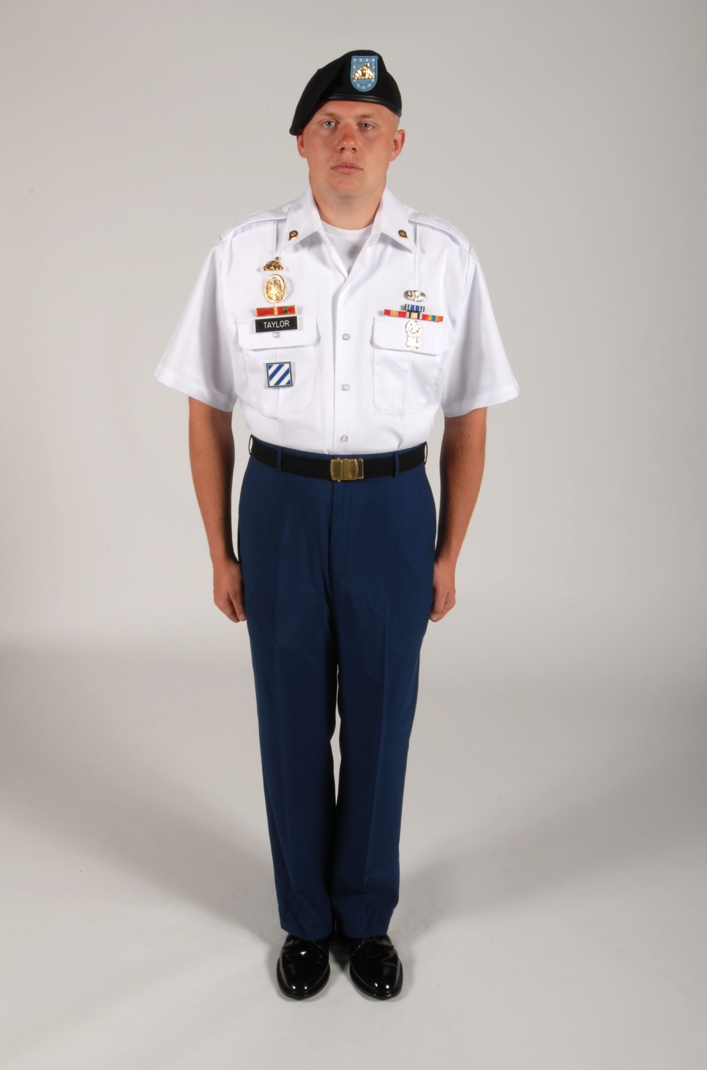 Ultimate Guide to the Army Service Uniform