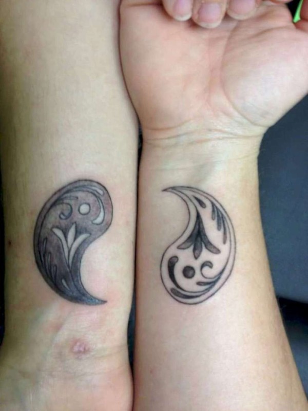 Tattoos for Twin Moms: Unique Designs to Celebrate Motherhood