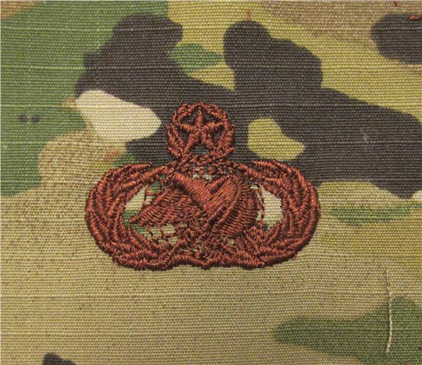 Usaf Air Force Occupational Badge 1058 Supply Fuels Senior I 21 Ebay Usaf Air Force Occupational Badge 1058 Supply Fuels Senior I 21 Ebay